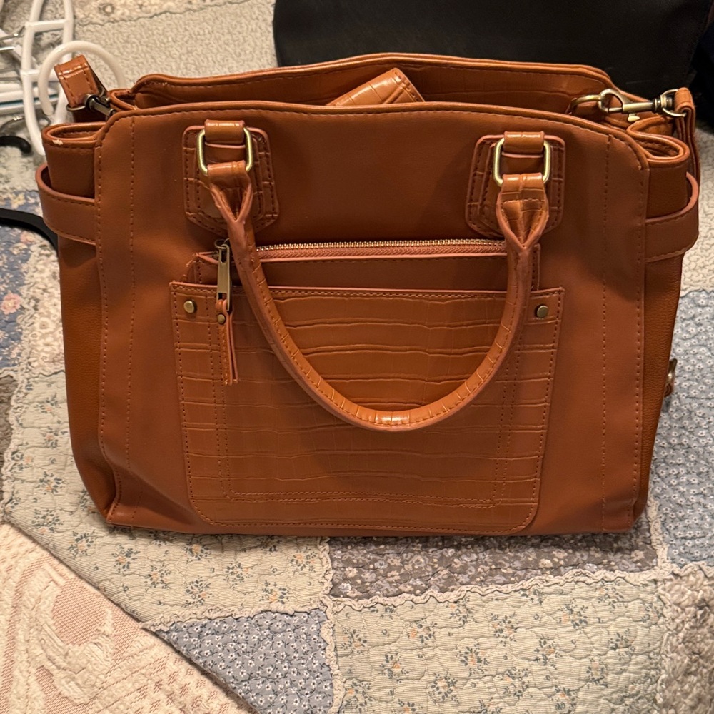 Elegant Tan Satchel Bag
